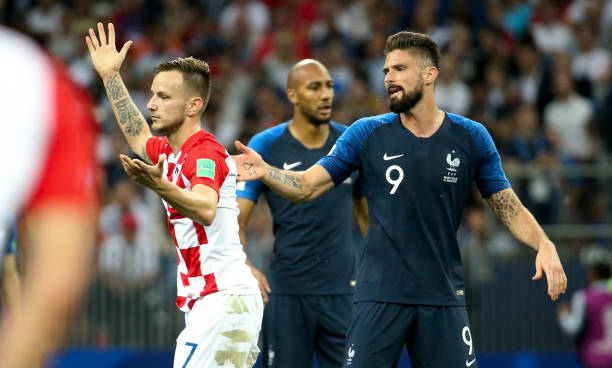 通过中场加 通过中场加