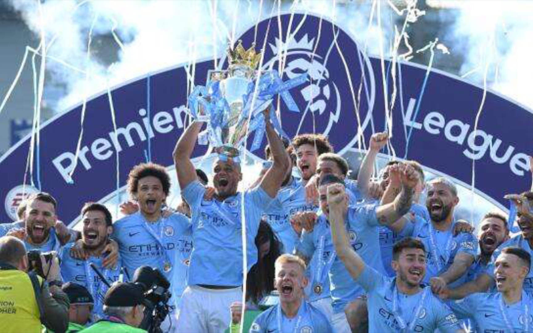 作为前皇家 作为前皇家